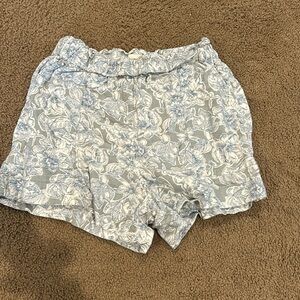 Abercrombie floral shorts size medium